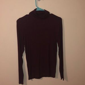 Maroon soft turtle neck